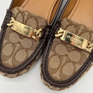 Coach Olive Womens Loafer 7.5B Brown Gold Signature Monogram Slip On Shoes $198